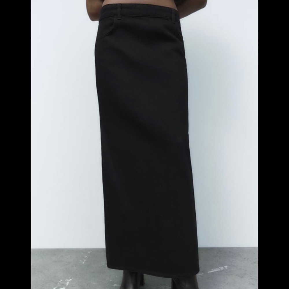 Sculpted denim maxi skirt